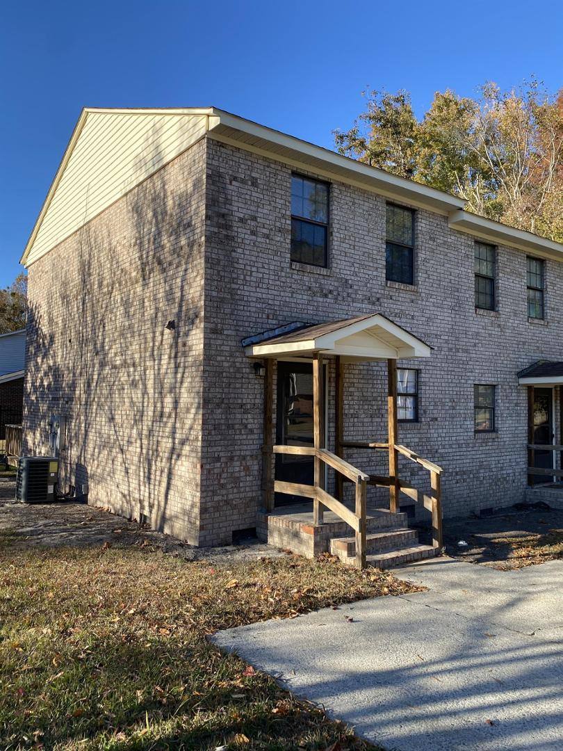 Townhouse for rent at 716 A Verdant Dr #1, Greenville, NC 27858