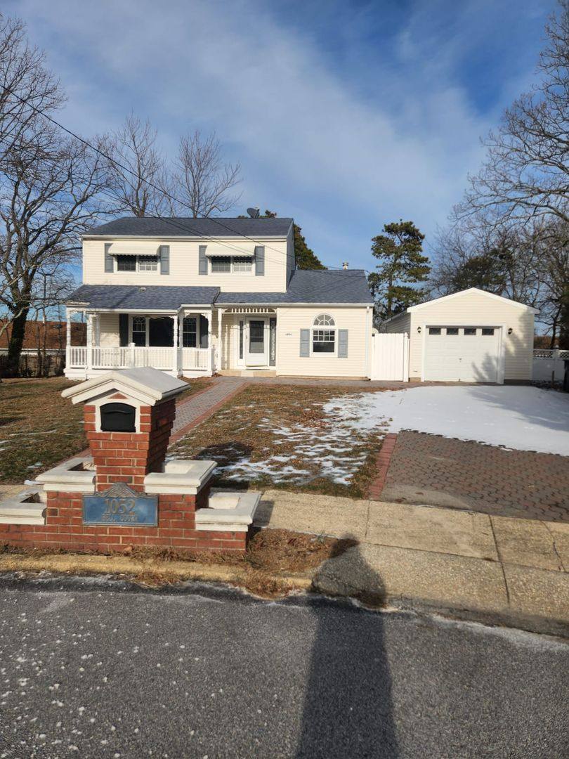 House for rent at 1052 Bell Court, Toms River, NJ 08753