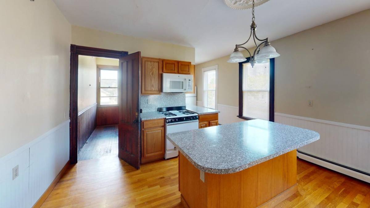 Apartment for rent at 19-23 Pearl St, New Haven, CT 06511