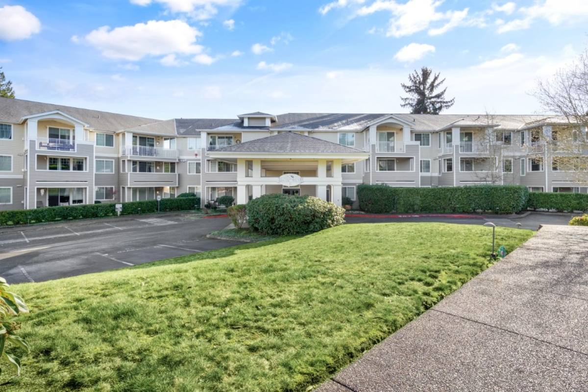 Condo for rent at 2244 132nd Ave SE, Bellevue, WA 98005
