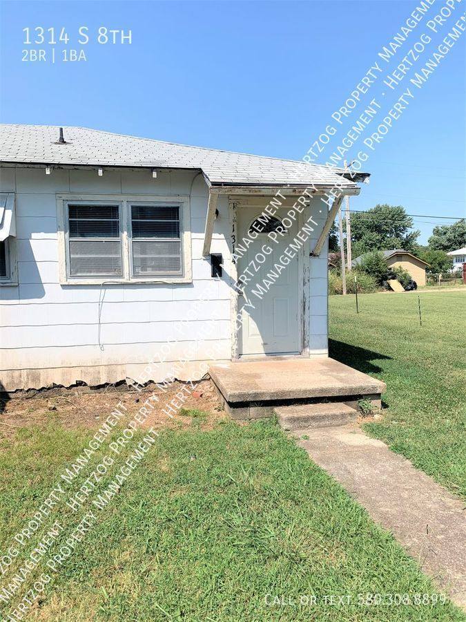House for rent at 1314 S 8th, Ponca City, OK 74601