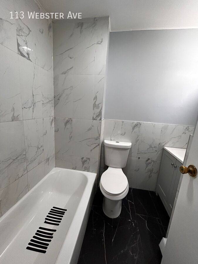 Apartment for rent at 113 Webster Ave, Yonkers, NY 10701