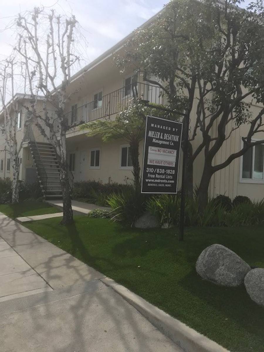Apartment for rent at 11308 Joffre St, Los Angeles, CA 90049
