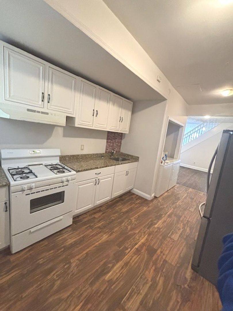 House for rent at 2518 W Fairmount Ave, Baltimore, MD 21223