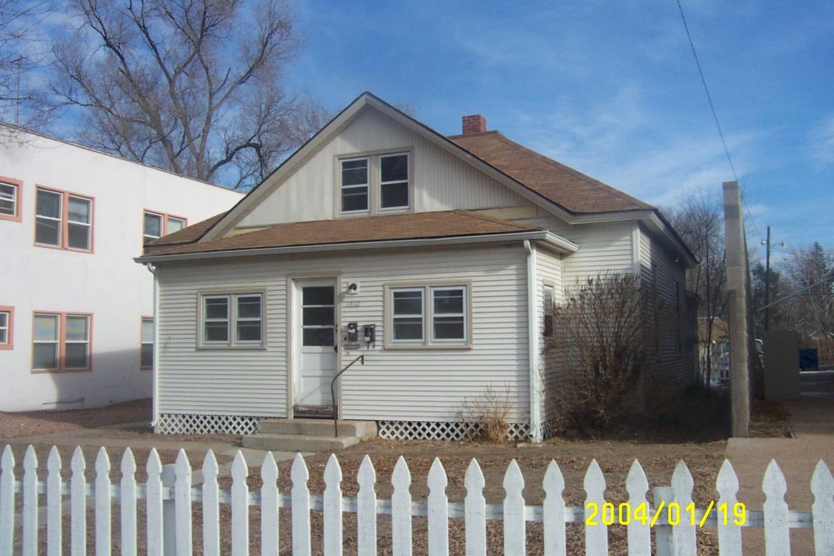 Apartment for rent at 1610 8th Ave, Greeley, CO 80631