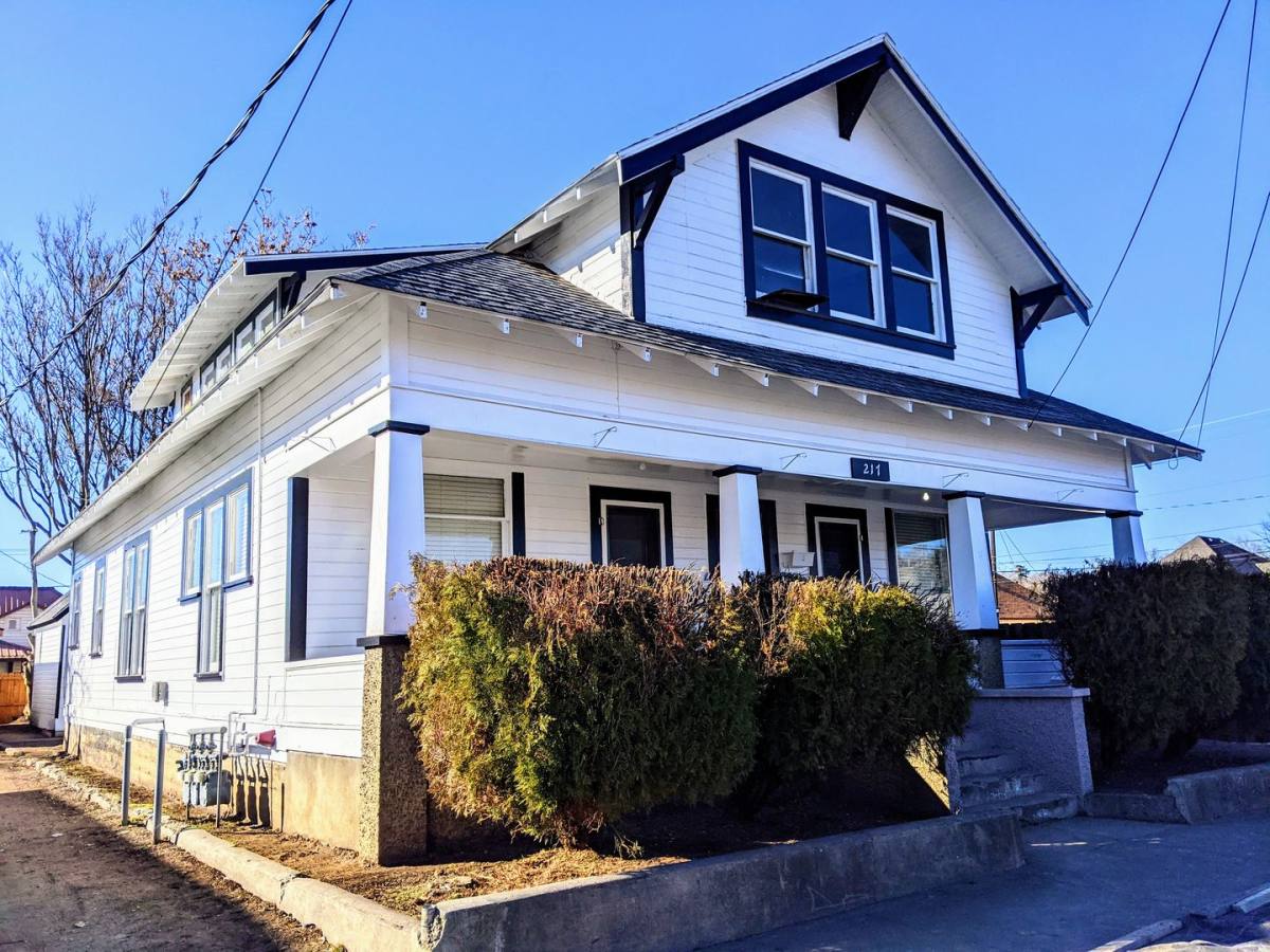 Apartment for rent at 217 SW 3rd, Pendleton, OR 97801