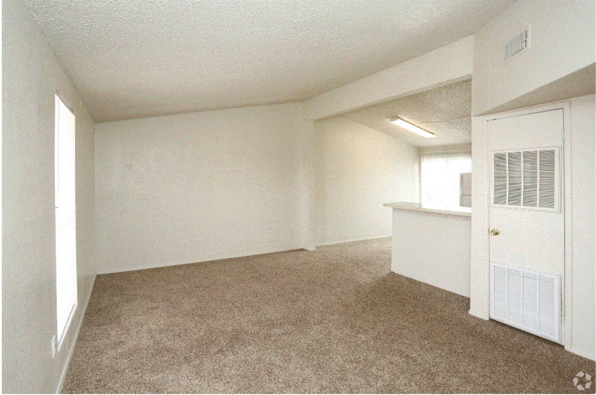 Apartment for rent at 900 23rd St SE, Norman, OK 73071