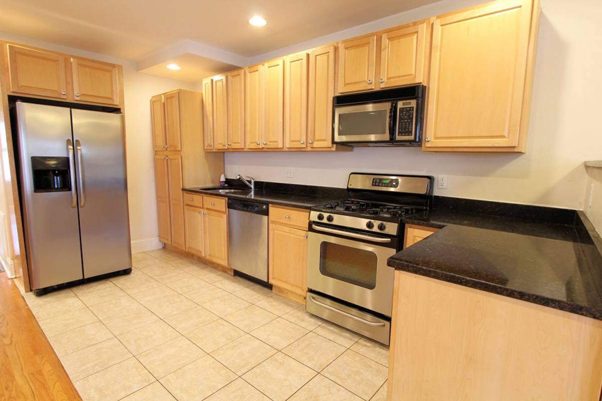 Apartment for rent at 25 Aspinwall Ave #2, Brookline, MA 02446