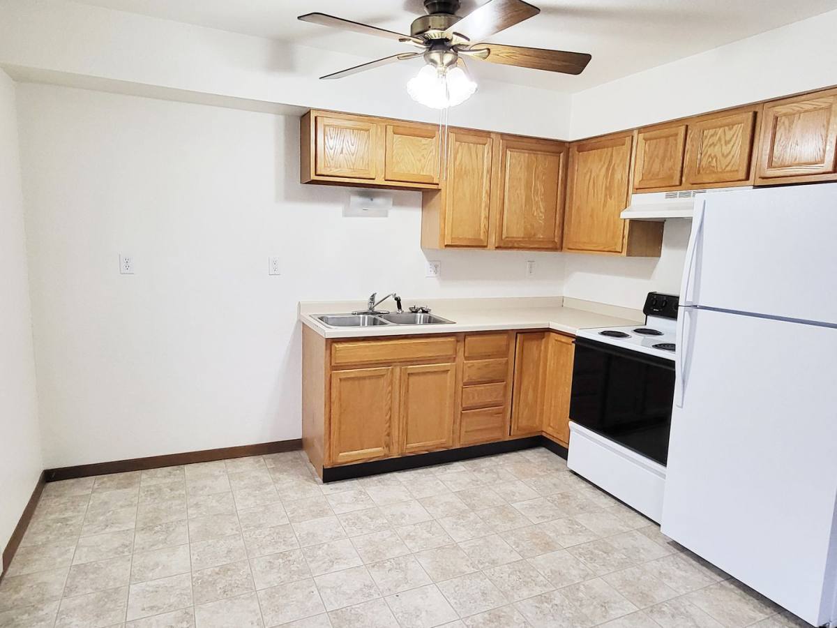Apartment for rent at 722 22nd St NW, East Grand Forks, MN 56721