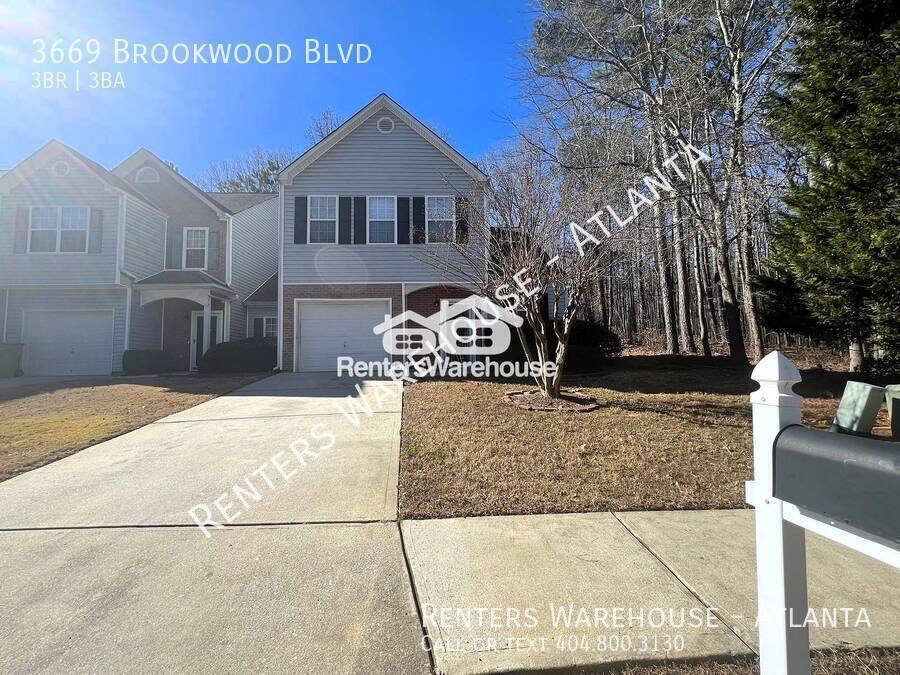 Townhouse for rent at 3669 Brookwood Blvd, Rex, GA 30273