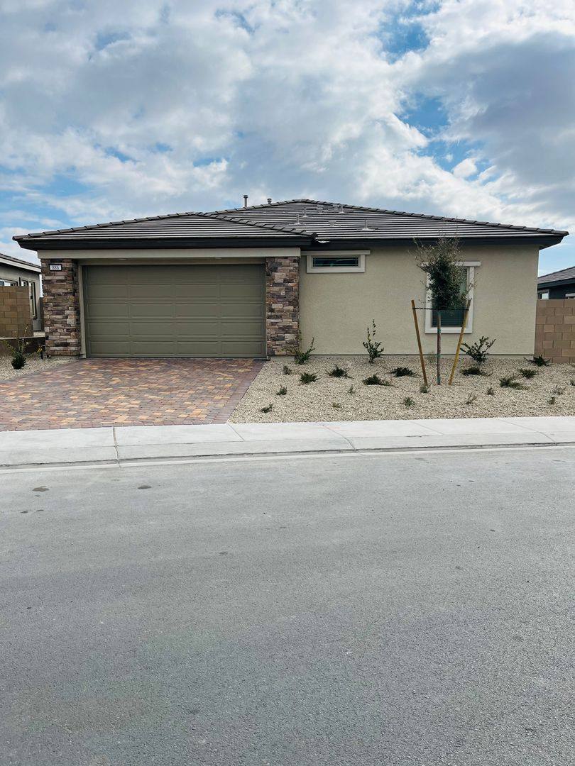 House for rent at 886 Heritage Bend Dr, Las Vegas, NV 89138