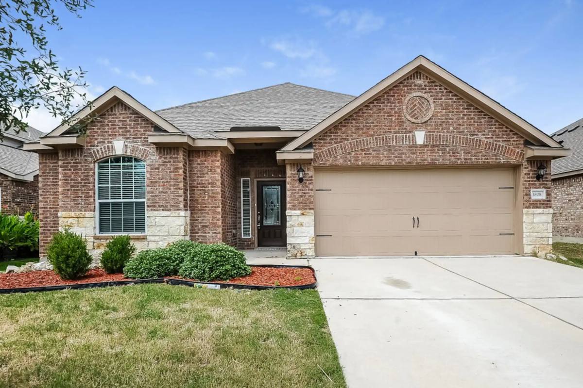 House for rent at 1808 Sweet Gum Dr, Anna, TX 75409
