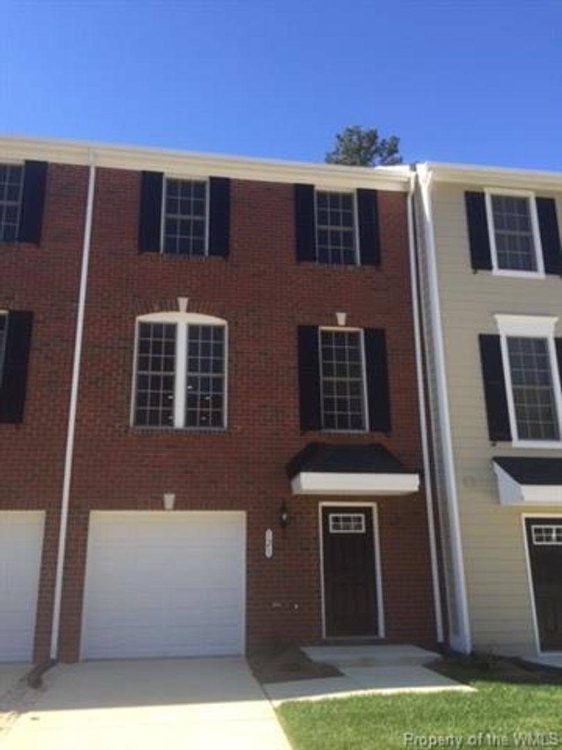 Townhouse for rent at 121 Parkway Court, Williamsburg, VA 23185