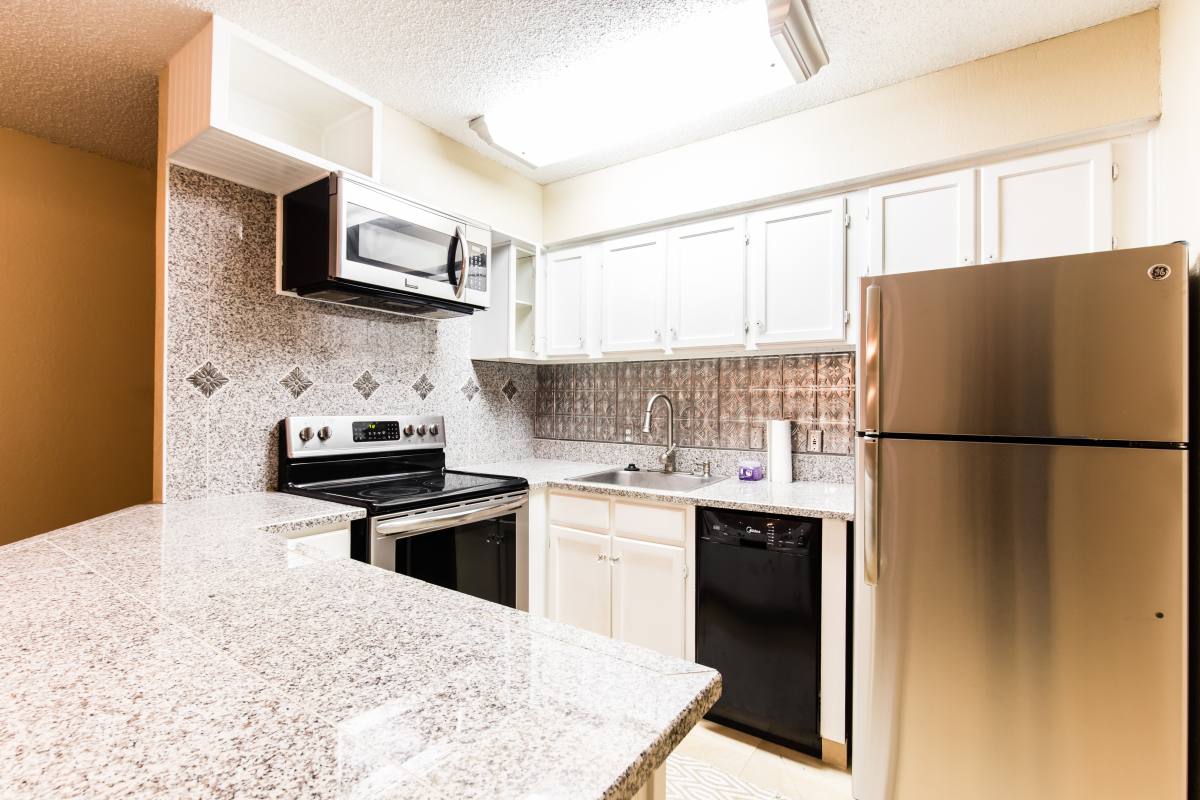 Condo for rent at 2304 Balsam Dr #E302, Arlington, TX 76006