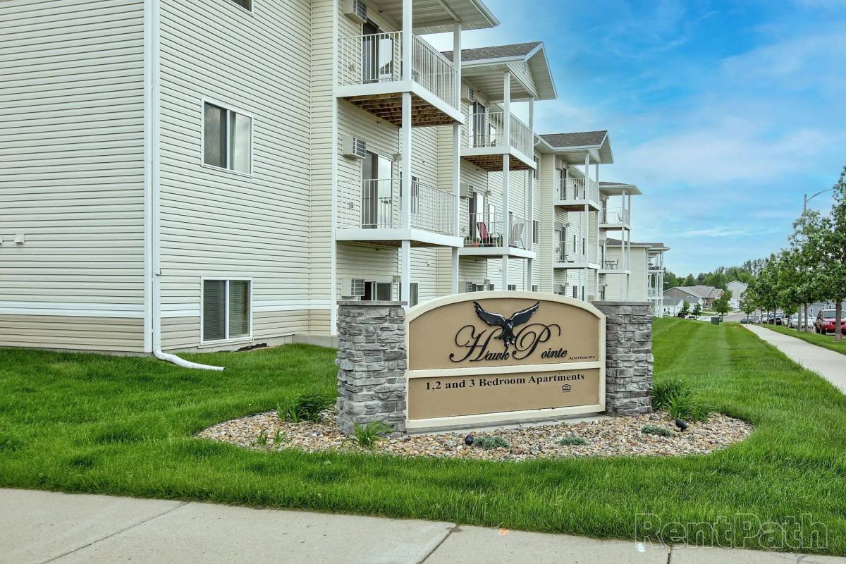 Apartment for rent at Hawk Pointe, 4201 Montreal St, Bismarck, ND 58503