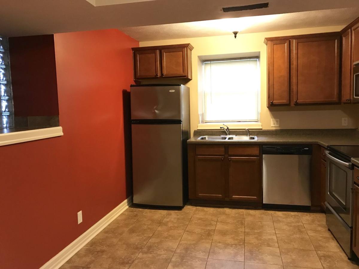 Apartment for rent at 3009 Harney St, Omaha, NE 68131