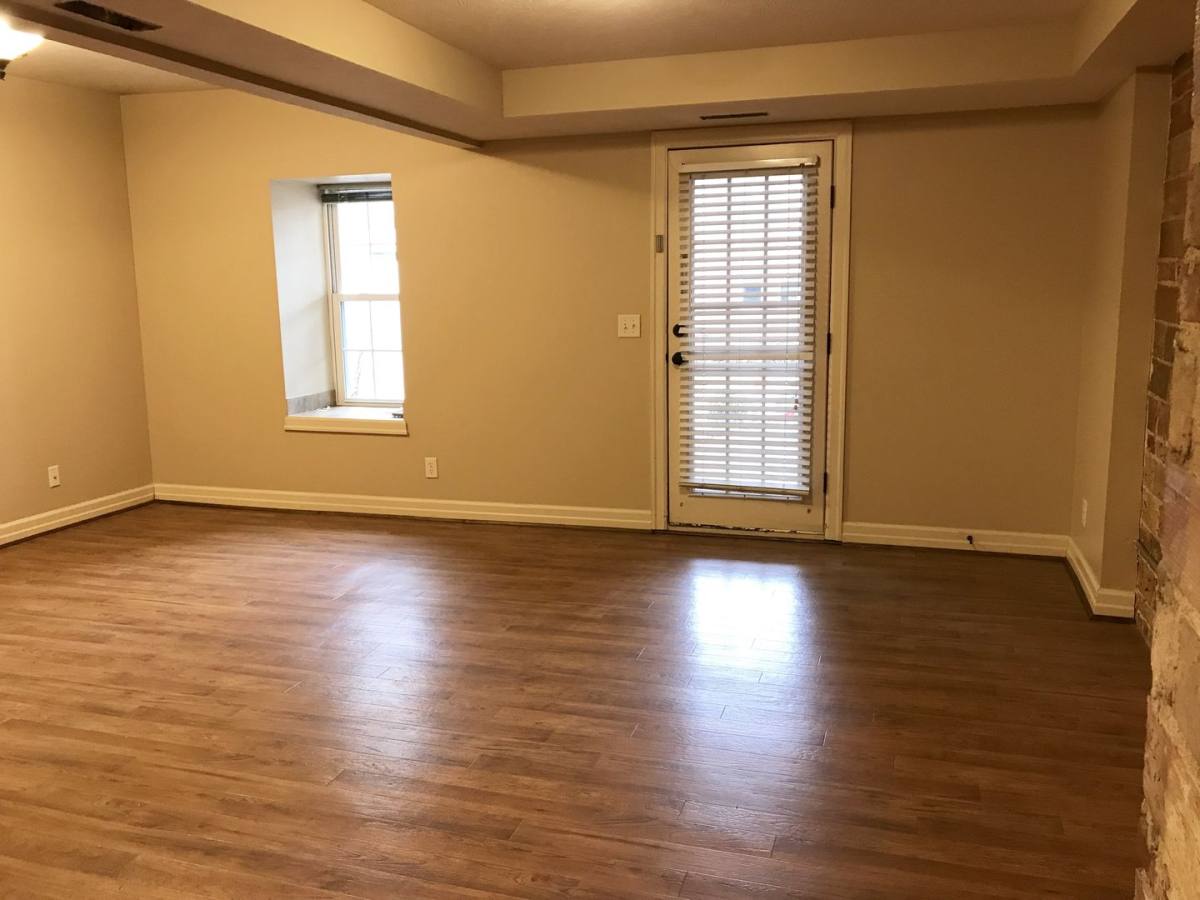 Apartment for rent at 3009 Harney St, Omaha, NE 68131