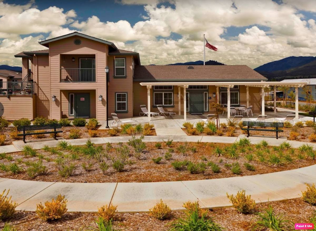 Apartment for rent at 450 N Foothill Dr, Yreka, CA 96097