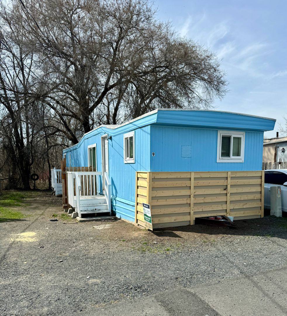 Apartment for rent at 9890 US-Highway, Naches, WA 98937