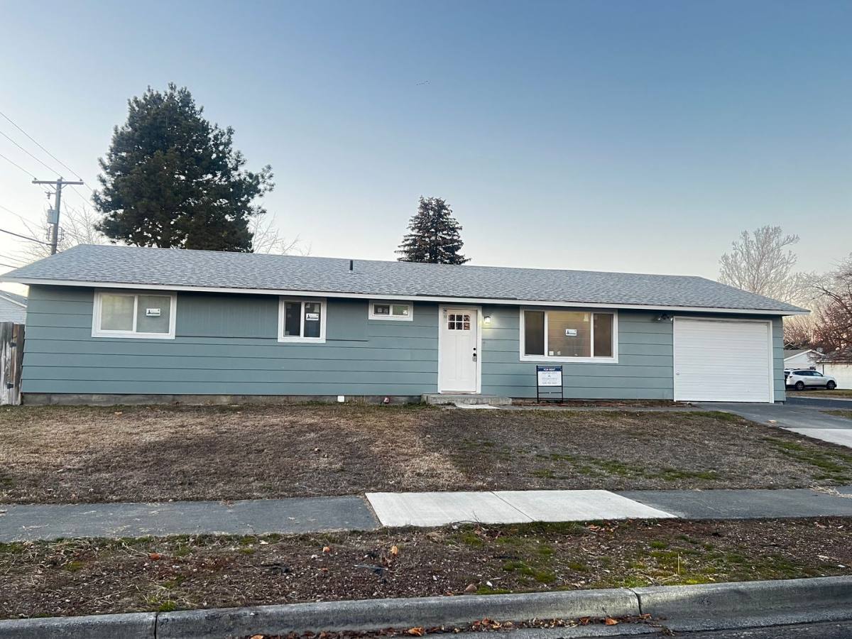 House for rent at 1804 S Turnagin Place, Moses Lake, WA 98837