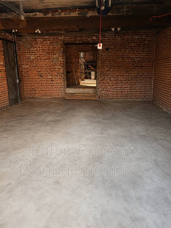 Apartment for rent at 455 Collins St #2, Memphis, TN 38112