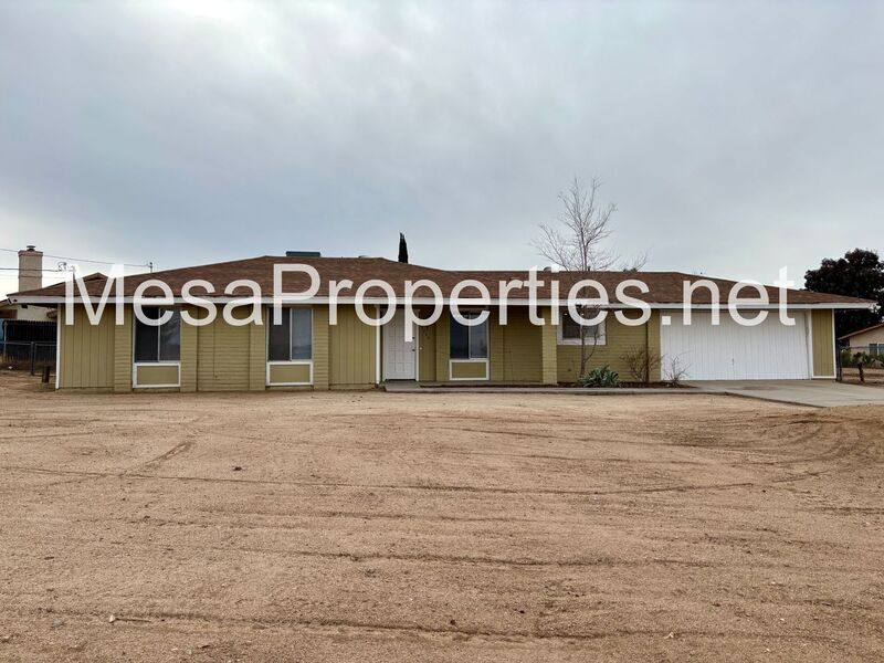 House for rent at 9006 Pecan Ave, Hesperia, CA 92345