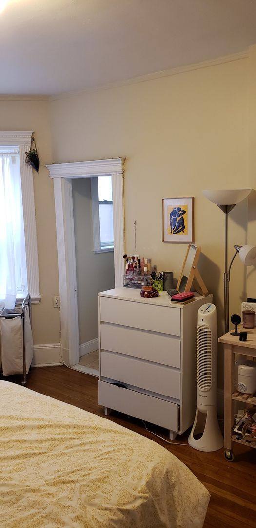 House for rent at 34 Hemenway St #8E, Boston, MA 02115