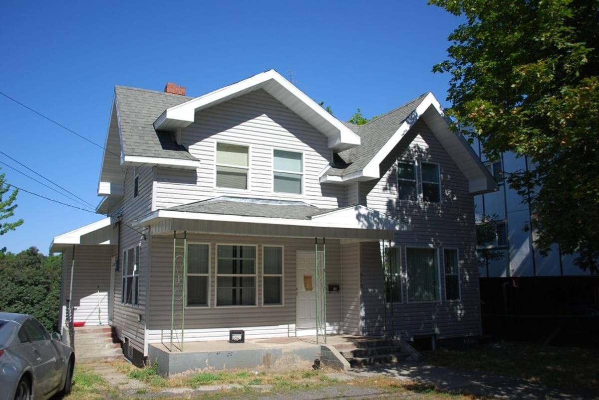 Apartment for rent at 513-515 NE Kamiaken St, Pullman, WA 99163