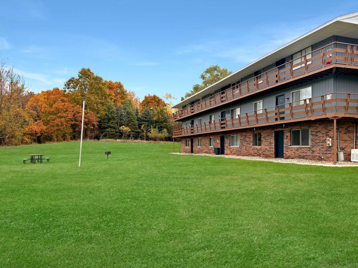 Apartment for rent at 1525-1605 Bacon Ave, Portage, MI 49002