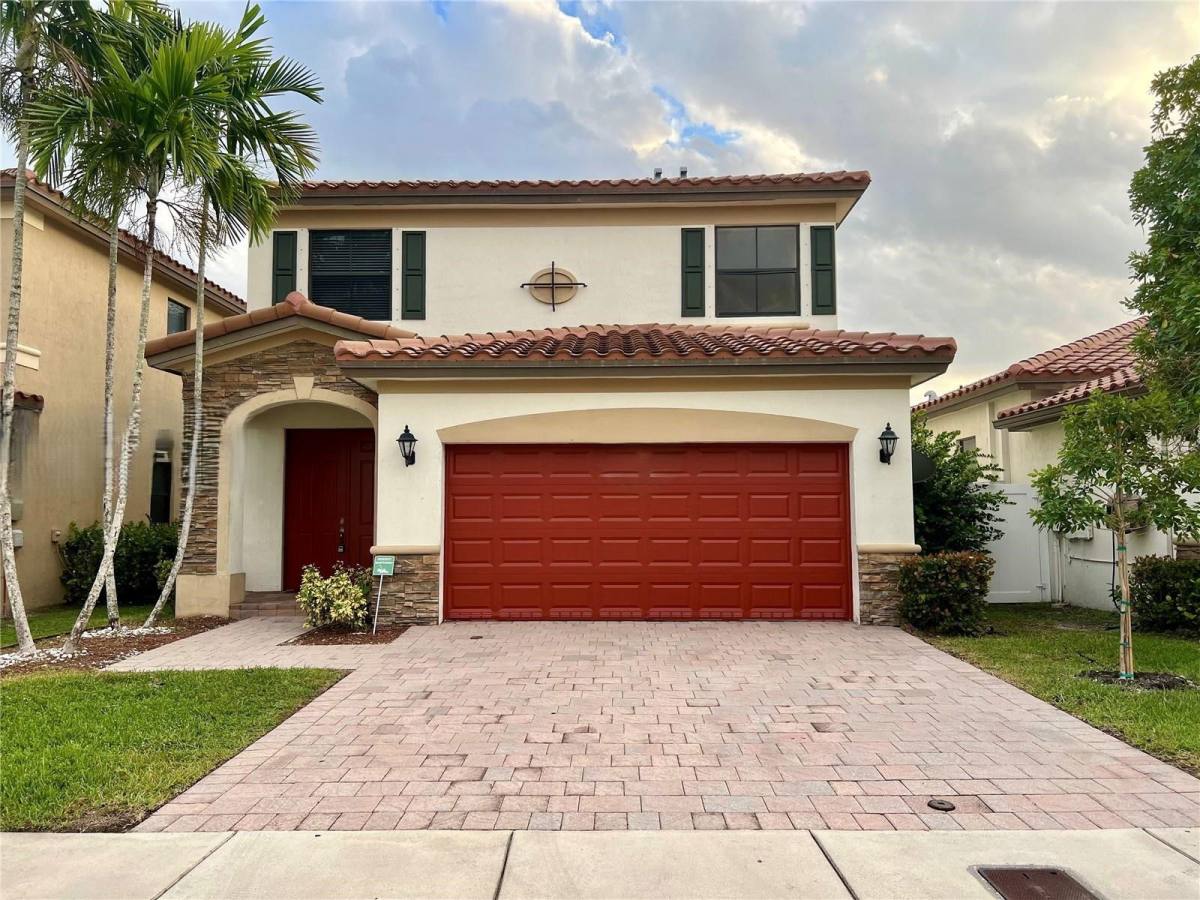 House for rent at 3546 W 86th Terrace, Hialeah, FL 33018