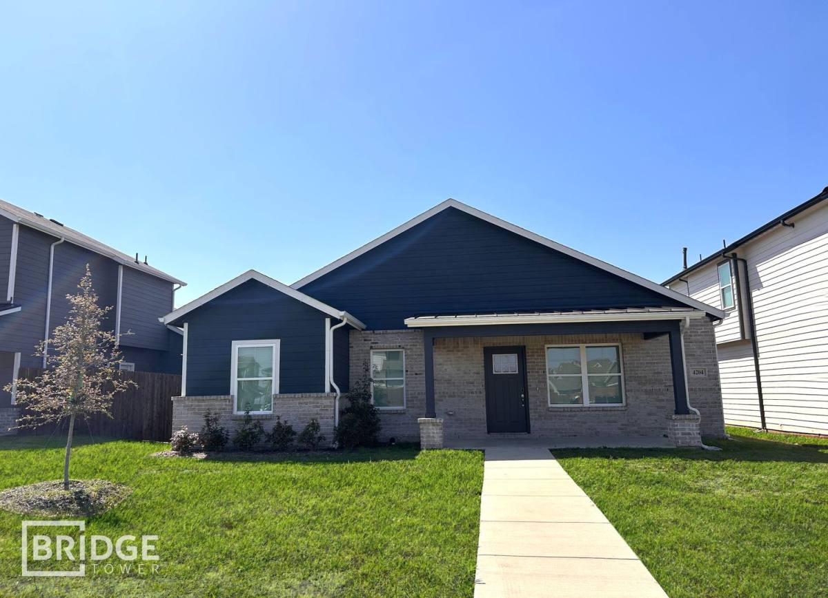 House for rent at 4204 Bozeman Dr, Forney, TX 75126