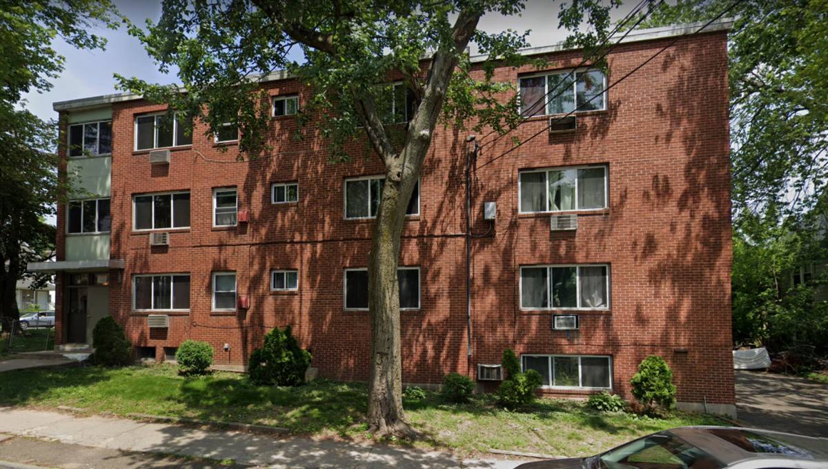 Apartment for rent at 90 Catherine St, Hartford, CT 06106