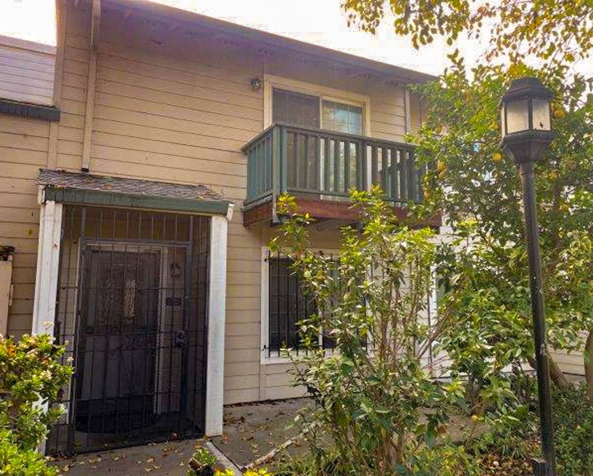 Townhouse for rent at 4304 Agena Circle, Union City, CA 94587