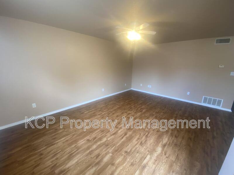 Apartment for rent at 815 N 48th St Pham - C, Fort Smith, AR 72903