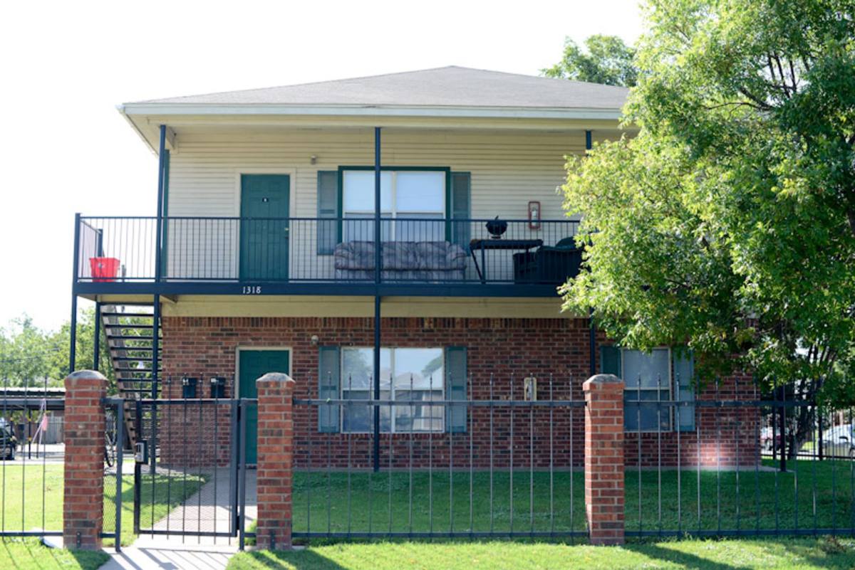 Apartment for rent at 1318 James Ave, Waco, TX 76706
