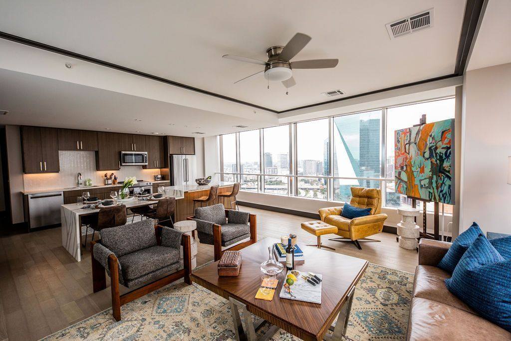 Apartment for rent at 1400 Elm St #B7-57, Dallas, TX 75202