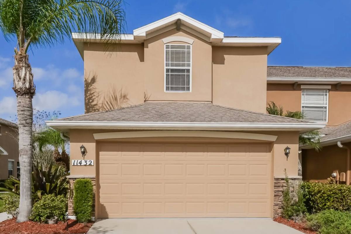 Townhouse for rent at 11432 52nd Court E, Parrish, FL 34219