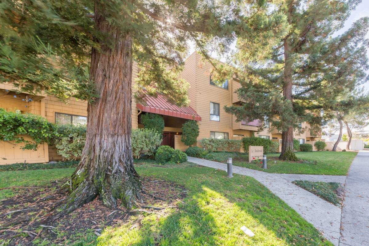 Apartment for rent at 1336 Le Blvd Way, Walnut Creek, CA 94595