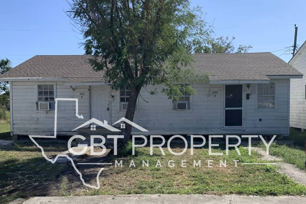 Apartment for rent at 304 Dakota St #A, Robstown, TX 78380