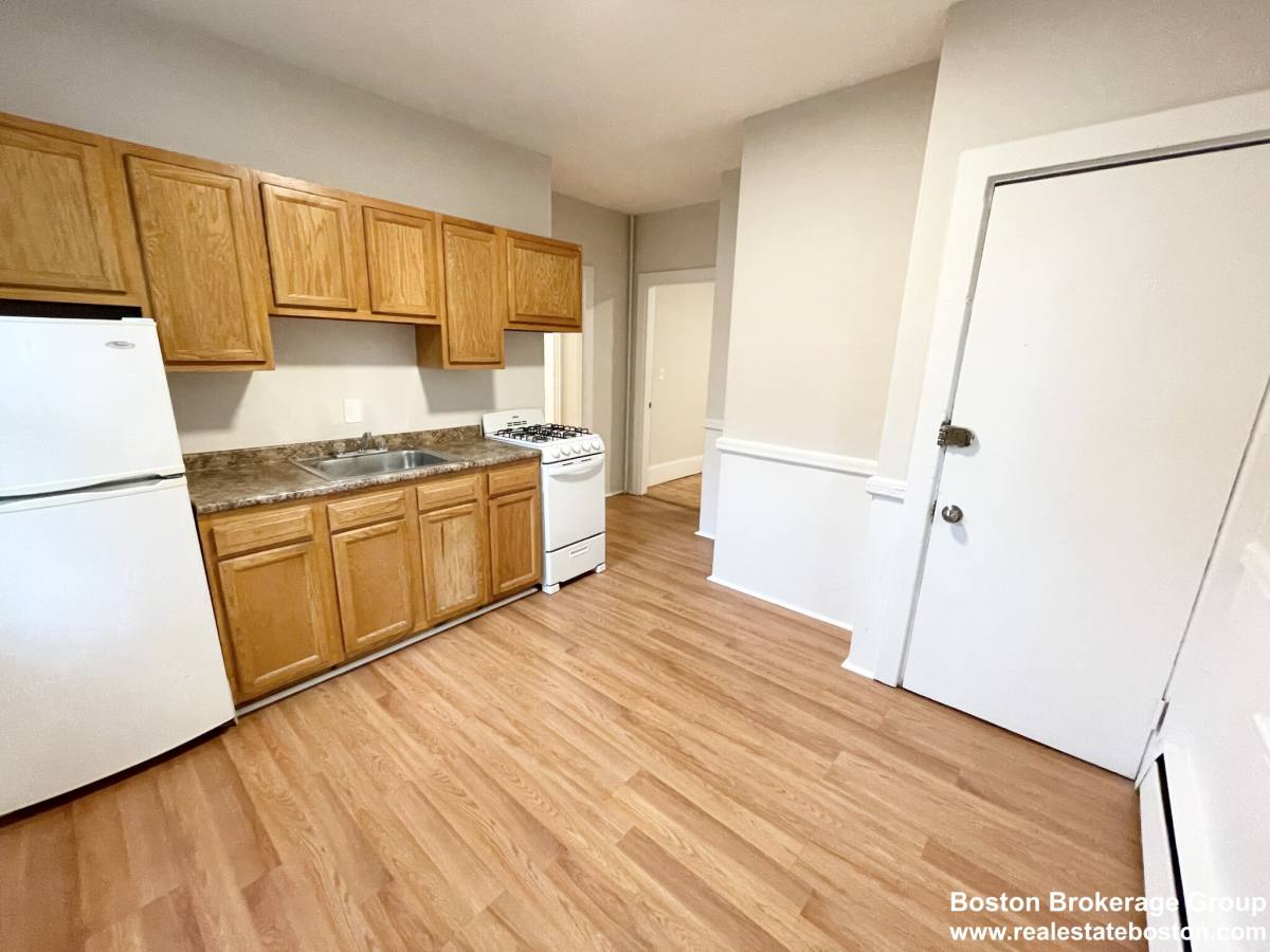 Apartment for rent at 1574 Tremont St #3, Roxbury Crossing, MA 02120