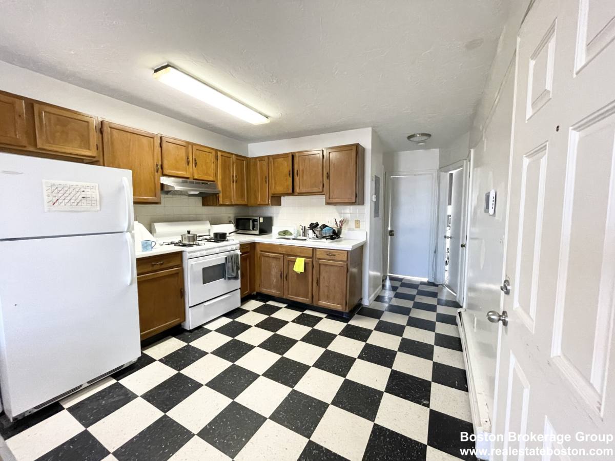 Apartment for rent at 90 Hammond St #4, Roxbury Crossing, MA 02120