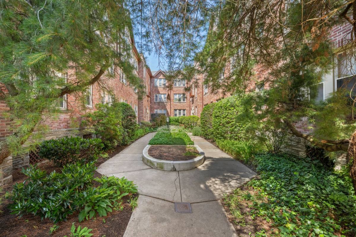 Metropolitan Narberth Hall, 300 N Essex Ave, Narberth, PA 19072 - Apartment for Rent - Image 7