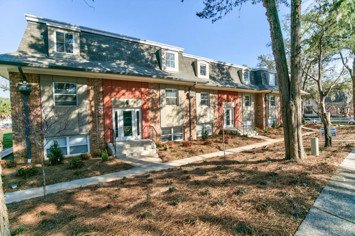 Apartment for rent at 410 E Virginia St, Tallahassee, FL 32301