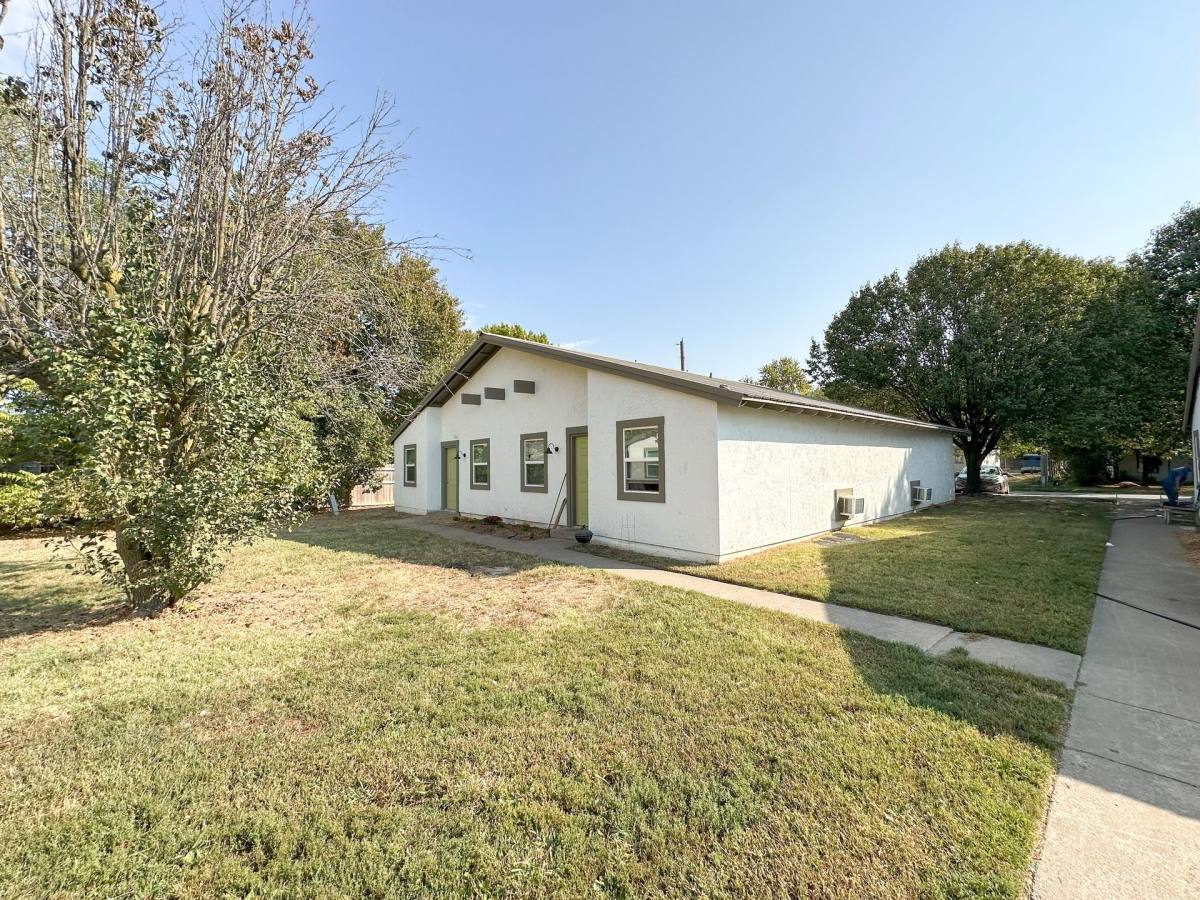 Apartment for rent at 309 Park St, Springdale, AR 72764