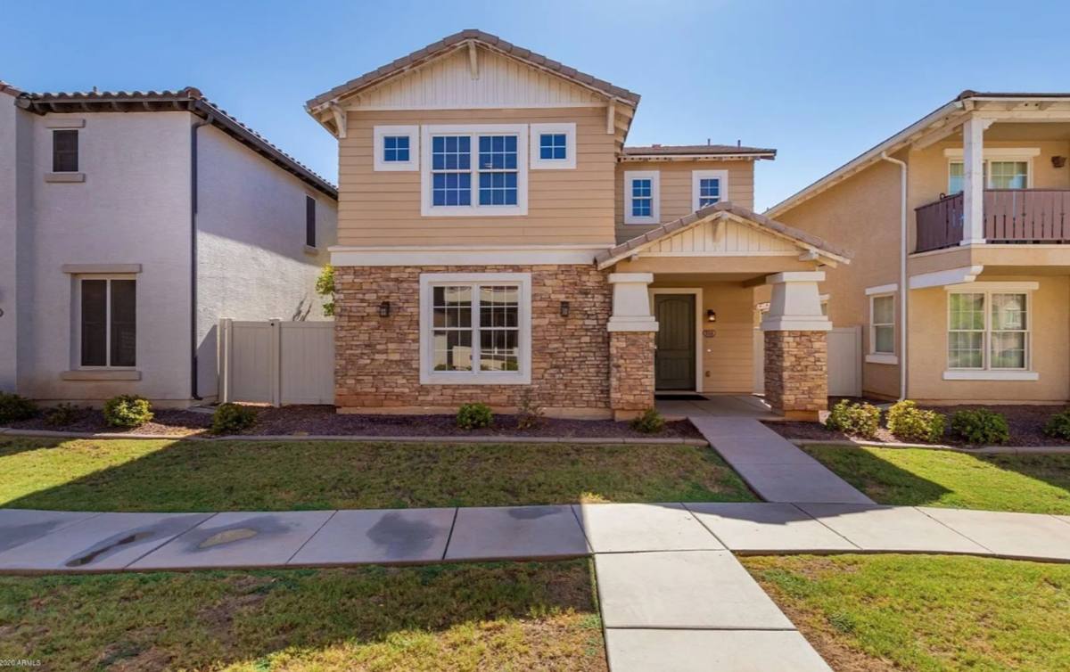 House for rent at 856 S Adam Way, Gilbert, AZ 85296
