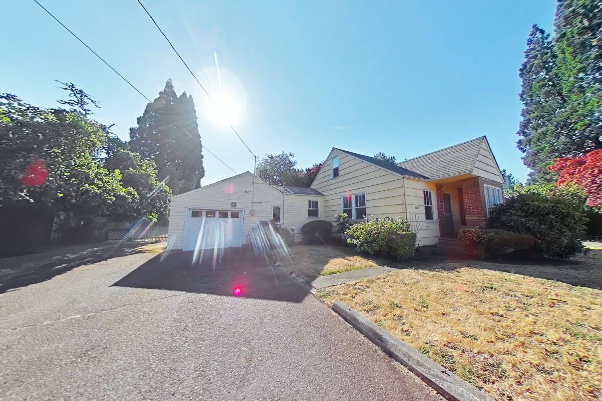 House for rent at 2415 SE Thompson St, Corvallis, OR 97333