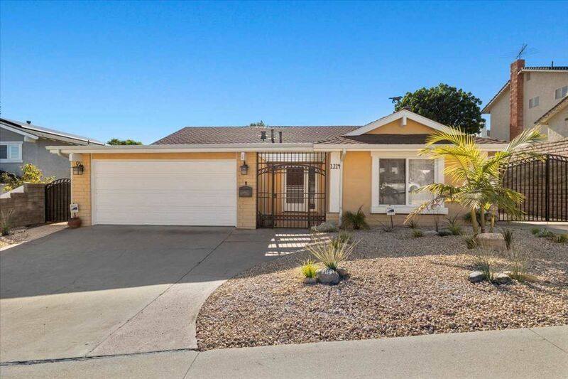 House for rent at 1214 Bloomwood Rd, Rancho Palos Verdes, CA 90275