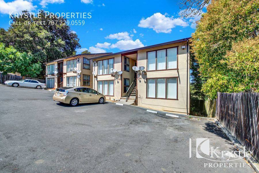 Apartment for rent at 136 Frisbie St, Vallejo, CA 94590