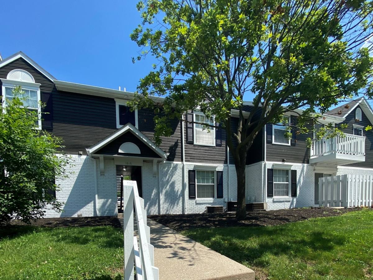 Apartment for rent at 1616 Center St, Lafayette, IN 47905