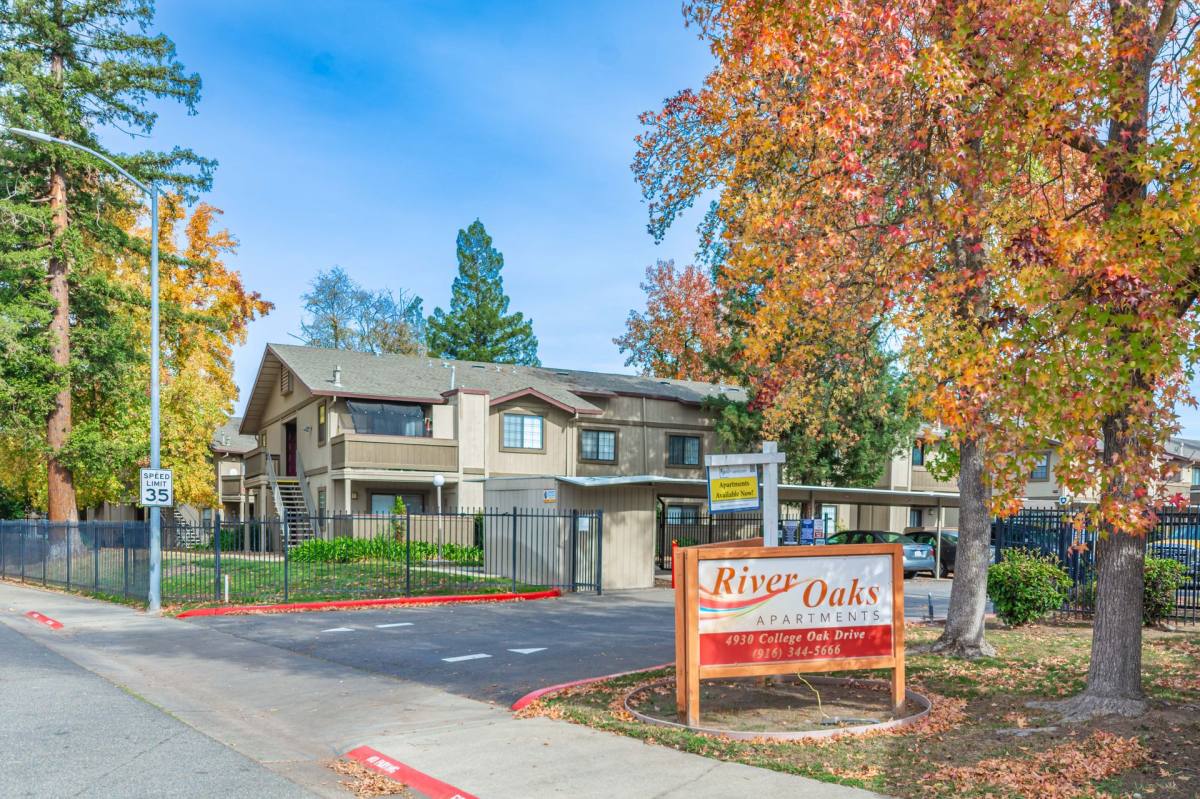 Apartment for rent at 4930 College Oak Dr, Sacramento, CA 95841